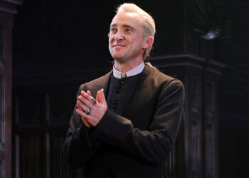 TOM FELTON REGRESA COMO DRACO MALFOY Y ENLOQUECE AL PÚBLICO DE BROADWAY