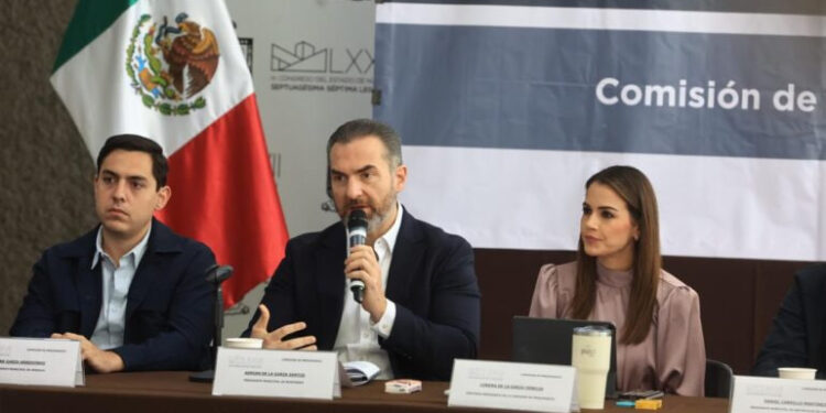 PIDE ADRIÁN MÁS RECURSOS PARA MUNICIPIOS; BUSCA BOLSAS ESPECIALES PARA BRINDAR SERVICIOS 1 PIDE ADRIÁN MÁS RECURSOS PARA MUNICIPIOS; BUSCA BOLSAS ESPECIALES PARA BRINDAR SERVICIOS