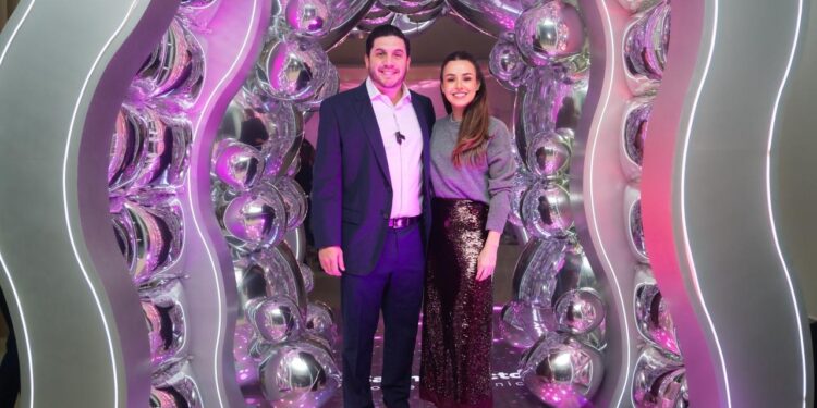 FESTEJA RAÚL CANTÚ A QUINCEAÑERAS DE SALINAS VICTORIA 1 FESTEJA RAÚL CANTÚ A QUINCEAÑERAS DE SALINAS VICTORIA