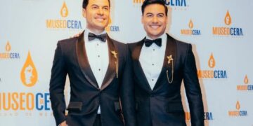 CARLOS RIVERA INMORTALIZA SU IMAGEN EN EL MUSEO DE CERA 2 CARLOS RIVERA INMORTALIZA SU IMAGEN EN EL MUSEO DE CERA