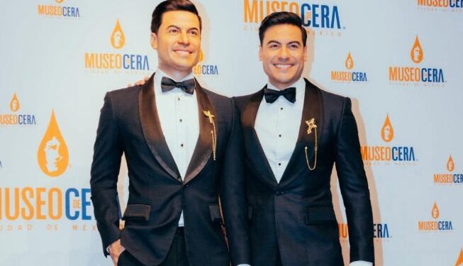 CARLOS RIVERA INMORTALIZA SU IMAGEN EN EL MUSEO DE CERA 1 CARLOS RIVERA INMORTALIZA SU IMAGEN EN EL MUSEO DE CERA