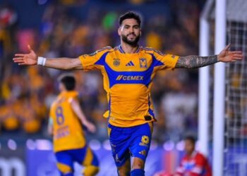 CHIVAS SIGUE DE OJO A JUAN SÁNCHEZ PURATA COMO OPCIÓN DE DEFENSA