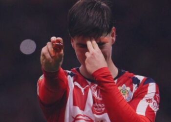 CHIVAS PONE PRECIO A LA HORMIGA GONZÁLEZ