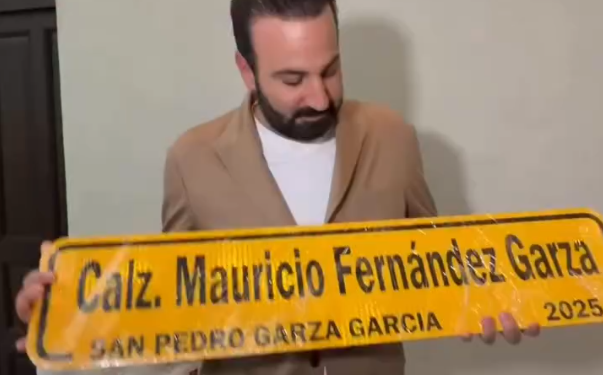 YA ES OFICIAL: CALZADA SAN PEDRO ES AHORA MAURICIO FERNÁNDEZ GARZA