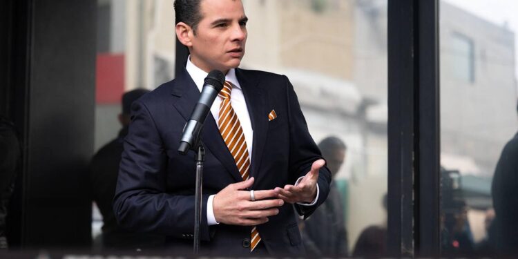 ESPERA ESTADO CONTRAPROPUESTA DEL CONGRESO; ATORAN PRESUPUESTO MONTO DE DEUDA E ISN.