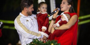 ENCIENDEN SAMUEL H MARIANA MACRO NAVIDAD 2025 EN LA EXPLANADA