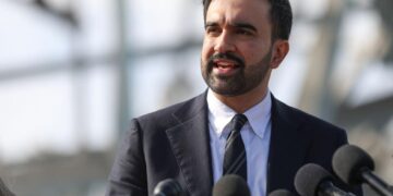 MAMDANI DEJA ASTORIA Y SE TRASLADA A GRACIE MANSION COMO SU NUEVA RESIDENCIA