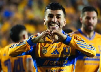 CONTINUARÁ…TIGRES SACA VENTAJA MÍNIMA EN LA IDA; CONFÍA TOLUCA EN DARLE LA VUELTA EN EL INFIERNO.