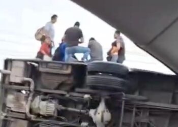 TRAGEDIA EN LA MIGUEL ALEMÁN; MUEREN 8 EN ACCIDENTE DE RUTA 611 EN APODACA.