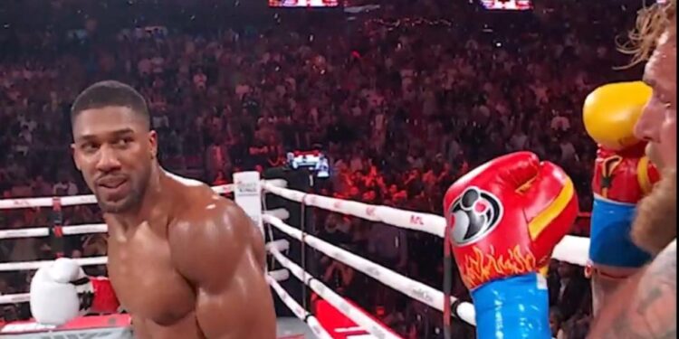 JAKE PAUL DESAFÍA A "CANELO" ÁLVAREZ TRAS SUFRIR UNA BRUTAL DOBLE FRACTURA DE MANDÍBULA 1 JAKE PAUL DESAFÍA A “CANELO” ÁLVAREZ TRAS SUFRIR UNA BRUTAL DOBLE FRACTURA DE MANDÍBULA