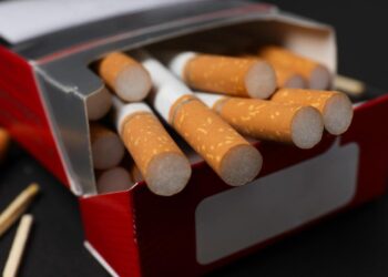 EL PRECIO DE LOS CIGARROS REBASARÁ LOS 100 PESOS EN MÉXICO DESDE ENERO DE 2026