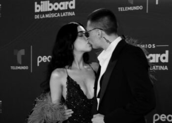 PESO PLUMA Y KENIA OS REPARTEN JUGUETES EN LOS ÁNGELES