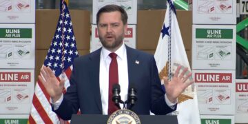 J.D. VANCE PIDE PACIENCIA ANTE LA LENTA MEJORÍA ECONÓMICA EN EE. UU. 4 J.D. VANCE PIDE PACIENCIA ANTE LA LENTA MEJORÍA ECONÓMICA EN EE. UU.