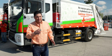 ENTREGA RAÚL CANTÚ NUEVOS CAMIONES RECOLECTORES EN SALINAS 2 ENTREGA RAÚL CANTÚ NUEVOS CAMIONES RECOLECTORES EN SALINAS