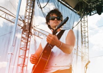 JOE KEERY ALCANZA EL #1 EN SPOTIFY TRAS EL FINAL DE STRANGER THINGS