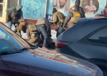 MATAN AGENTES DE INMIGRACIÓN DE EU A OTRA PERSONA EN MINNEAPOLIS