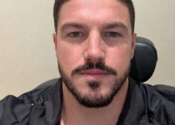 ROMPE SAMUEL LAS REDES CON NUEVO ‘LOOK’