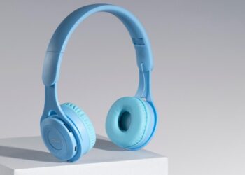 WHISPERPAIR: LA VULNERABILIDAD QUE PONE EN RIESGO TUS AUDÍFONOS BLUETOOTH