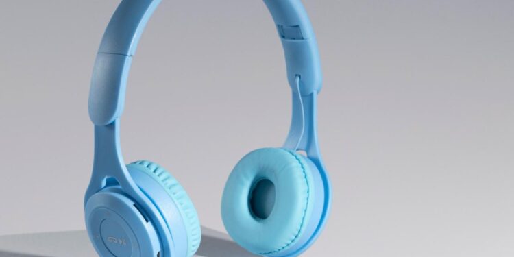 WHISPERPAIR: LA VULNERABILIDAD QUE PONE EN RIESGO TUS AUDÍFONOS BLUETOOTH 1 WHISPERPAIR: LA VULNERABILIDAD QUE PONE EN RIESGO TUS AUDÍFONOS BLUETOOTH