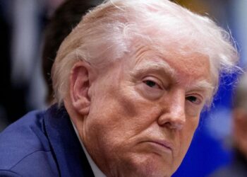 TRUMP IMPONE ARANCELES A PAÍSES QUE SUMINISTREN PETRÓLEO A CUBA BAJO EMERGENCIA NACIONAL