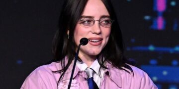 BILLIE EILISH ARREMETE CONTRA TRUMP Y CALIFICA AL ICE DE “GRUPO TERRORISTA”