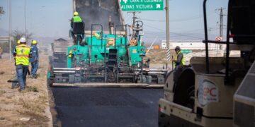 INICIA SALINAS VICTORIA RECARPETEO DE CARRETERA A COLOMBIA; ARRANCA RAÚL CANTÚ OBRAS DE REHABILITACIÓN