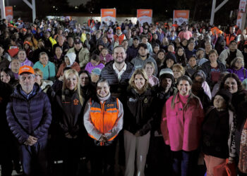 LLEVA GOBIERNO ESTATAL 55 SERVICIOS A SAN BERNA CON “AYUDAMOS EN TU COLONIA”; RECORRE GABINETE DE IGUALDAD CALLES DE FOMERREY 105