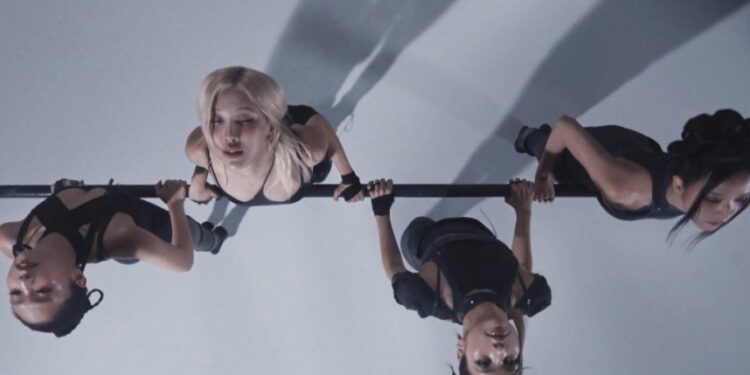 BLACKPINK ROMPE EL SILENCIO: EL CUARTETO REGRESA TRAS TRES AÑOS CON EL LANZAMIENTO GLOBAL DE “DEADLINE”