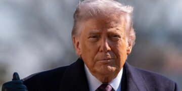 ¿UNA NUEVA ESTRELLA EN LA BANDERA? TRUMP LANZA LA BOMBA DE UNA “TOMA AMISTOSA” DE CUBA POR PARTE DE EE. UU.