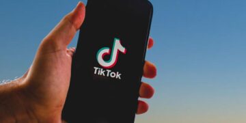 ALERTA POR CIBERESTAFA EN TIKTOK: MODALIDAD DE INGENIERÍA SOCIAL BUSCA VACIAR CUENTAS BANCARIAS