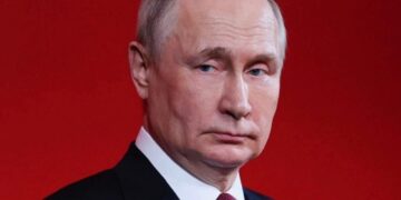 RUSIA ADVIERTE RESPUESTA MILITAR ANTE LA POSIBLE MILITARIZACIÓN DE GROENLANDIA