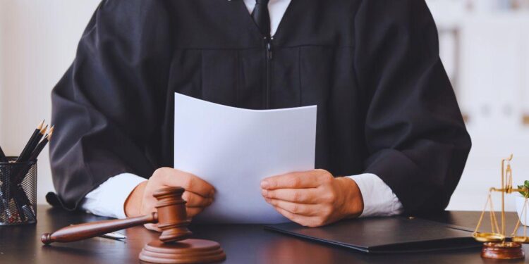 SENADO DISCUTE LA POLÉMICA “REFORMA DE JUECES SIN ROSTRO” PARA CAMBIAR EL SISTEMA JUDICIAL