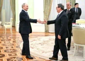 PUTIN RECIBE AL CANCILLER DE CUBA EN MOSCÚ Y REAFIRMA QUE RUSIA “SIEMPRE” ESTARÁ A SU LADO