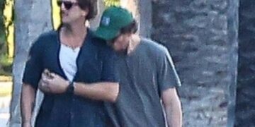 PEDRO PASCAL Y RAFAEL OLARRA EN BEVERLY HILLS