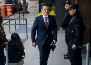 ‘LOVE IS IN THE AIR’: PERFILAN ACUERDO POR PRESUPUESTO EL 14 DE FEBRERO; CONFÍA MIKE FLORES EN APROBACIÓN