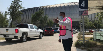 VA ESTADO POR UN MILLÓN DE VACUNAS CONTRA EL SARAMPIÓN; INSTALARÁ SALUD DRIVE THRU EN ESTADIO DE RAYADOS EL FIN DE SEMANA 2 VA ESTADO POR UN MILLÓN DE VACUNAS CONTRA EL SARAMPIÓN; INSTALARÁ SALUD DRIVE THRU EN ESTADIO DE RAYADOS EL FIN DE SEMANA