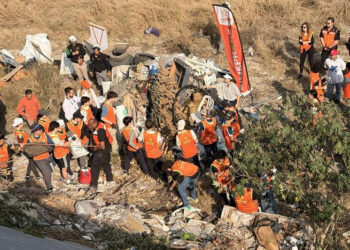 RETIRA VOLUNTARIADO DE PARTICIPACIÓN CIUDADANA MÁS DE MIL LLANTAS DEL RÍO; DESTACA DANIEL ACOSTA CORRESPONSABILIDAD