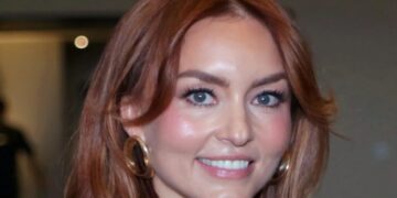 ANGELIQUE BOYER DESCARTA HOLLYWOOD PARA CONSOLIDAR SU REINADO LOCAL