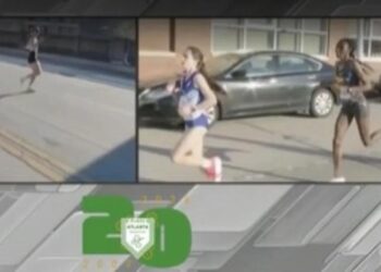 CAOS EN LA RUTA: UN VEHÍCULO GUÍA INTERRUMPE LA MEDIA MARATÓN DE ATLANTA Y AFECTA A LOS CORREDORES