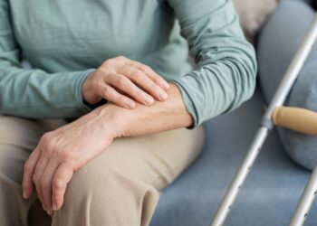 HITO EN LA MEDICINA REGENERATIVA: JAPÓN APRUEBA EL PRIMER TRATAMIENTO CON CÉLULAS MADRE PARA EL PARKINSON