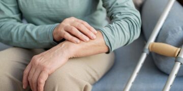 HITO EN LA MEDICINA REGENERATIVA: JAPÓN APRUEBA EL PRIMER TRATAMIENTO CON CÉLULAS MADRE PARA EL PARKINSON