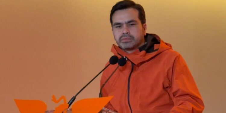 ‘SAN NICOLÁS DEJARÁ DE SER AZUL EN 2027’.- MÁYNEZ; RECONOCE LÍDER NACIONAL DE MC LIDERAZGO DE ALEJANDRA MORALES