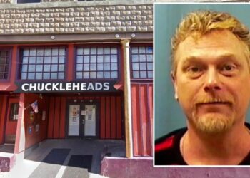 DUEÑO DE CLUB DE COMEDIA ASESINA A SU EXSUEGRO Y ES HALLADO MUERTO TRAS PERSECUCIÓN EN ALASKA