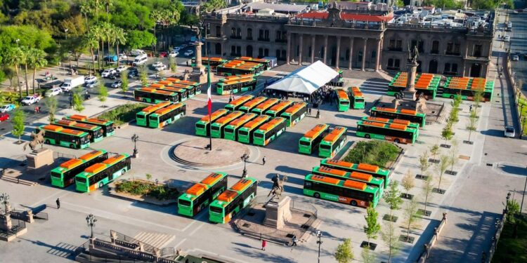 ENTREGA SAMUEL 60 NUEVOS CAMIONES PARA PESQUERÍA APODACA Y SANTA CATARINA; CONSOLIDA NUEVO LEÓN LIDERATO EN TODOS LOS RUBROS