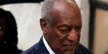 JURADO EN CALIFORNIA CONDENA A BILL COSBY A PAGAR 19.25 MILLONES POR ABUSO SEXUAL EN 1972