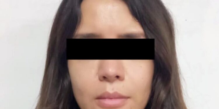 DAN CÁRCEL POR EXTORSIÓN A LA ADMINISTRADORA DE 'LA TÍA PATY'; FIJAN NUEVA AUDIENCIA A 'PUCHO' LOZANO PARA PRESENTAR PRUEBAS A SU FAVOR 1 DAN CÁRCEL POR EXTORSIÓN A LA ADMINISTRADORA DE ‘LA TÍA PATY’; FIJAN NUEVA AUDIENCIA A ‘PUCHO’ LOZANO PARA PRESENTAR PRUEBAS A SU FAVOR