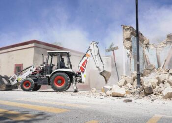 POLÉMICA EN PESQUERÍA POR DEMOLICIÓN DE INMUEBLES; ACUSA INAH DAÑOS A PATRIMONIO PARA CONSTRUIR TORRE ADMINISTRATIVA