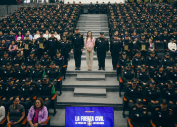 ‘LA FUERZA HOY TIENE UNIFORME, DISCIPLINA, VOCACIÓN Y ROSTRO DE MUJER’.- MARIANA