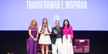 ‘LUCHAREMOS PORQUE LAS MUJERES SIGAMOS TOMANDO PUESTOS DE LIDERAZGO’.- MARIANA