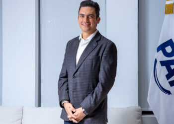 ANUNCIA LÍDER NACIONAL DEL PAN QUE “POR LO PRONTO” IRÁN SOLOS POR LA GUBERNATURA DE NL; NO DESCARTA ALIANZA CON “LIDERAZGOS POLÍTICOS”.